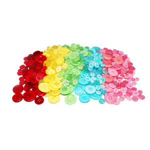 400 BOUTONS RÉSINE TAILLES ET COLORIS ASSORTIS