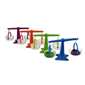 LOT DE 4 BALANCES EMBOÎTABLES