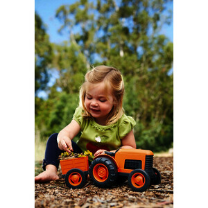 TRACTEUR ET SA REMORQUE