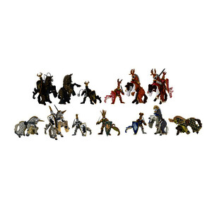 LOT 10 FIGURINES 