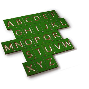 LETTRES MAJUSCULES EN BOIS À TRACER (29 PIÈCES)